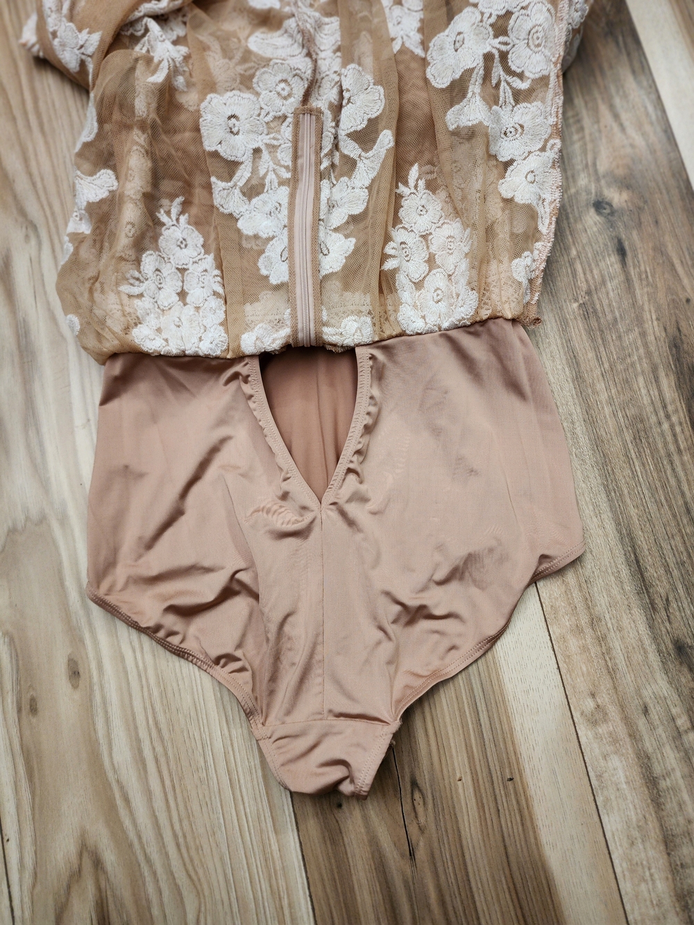 Long Sleeve Lace Overlay Maxi Dress in Beige and Ivory - Picture 6 of 8
